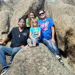 Meet your Posher, Lacey